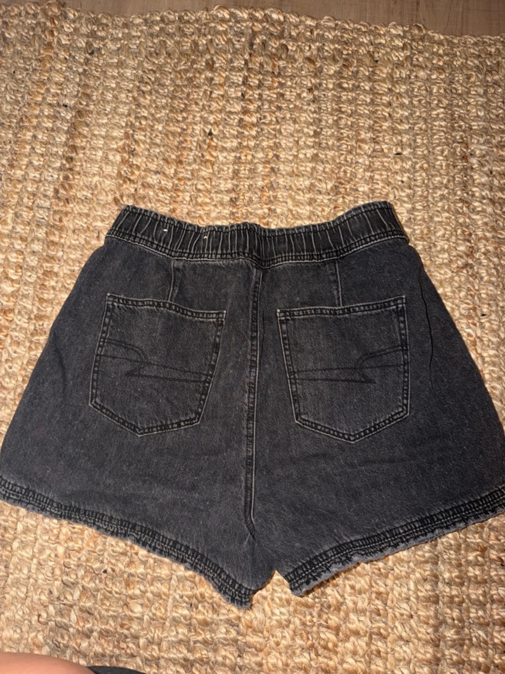 American Eagle Outfitters Black High-Waist Denim Shorts - Picture 2 of 3